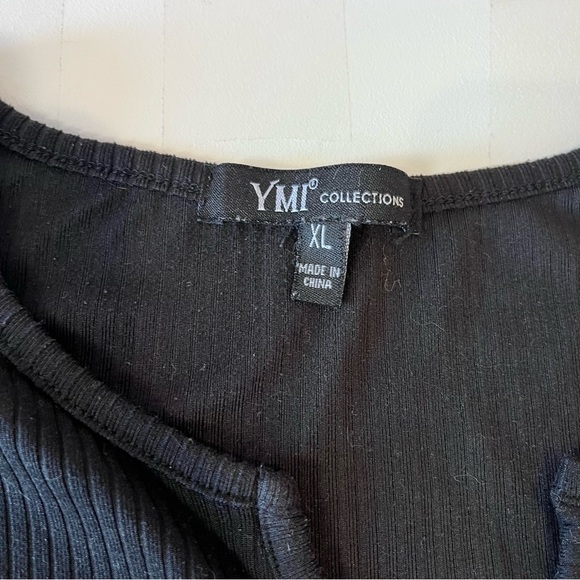 🧁y2k black ribbed v notch top witchy whimsigoth vampire emo grunge halloween - Picture 4 of 7